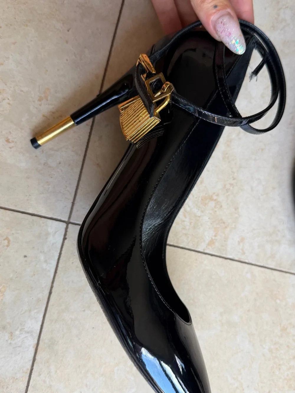 Tom Ford glossy pointed