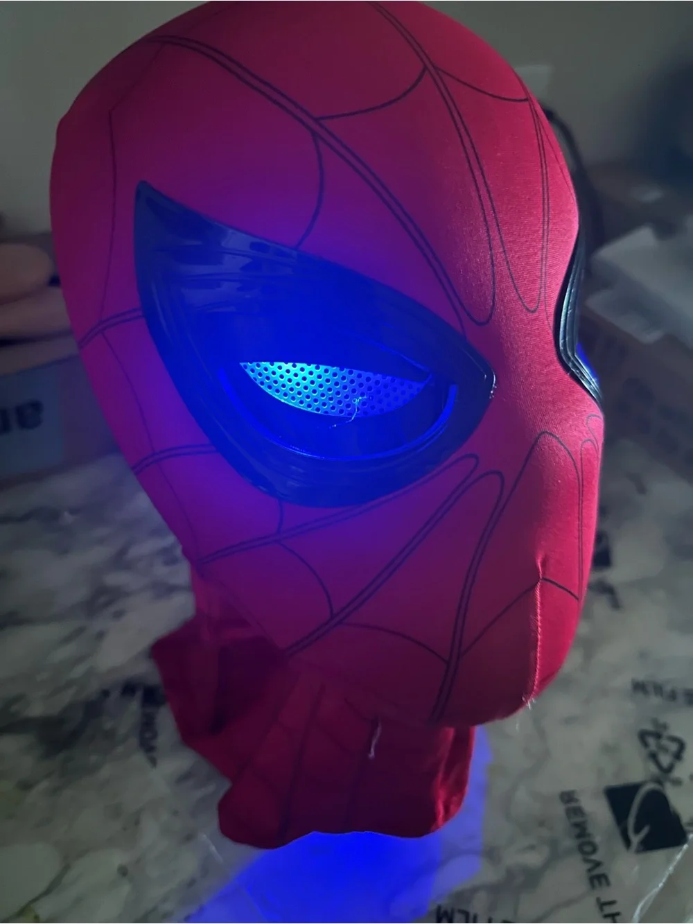 Spider-Man Cosplay Electronic Mask w/ Remote Control, New