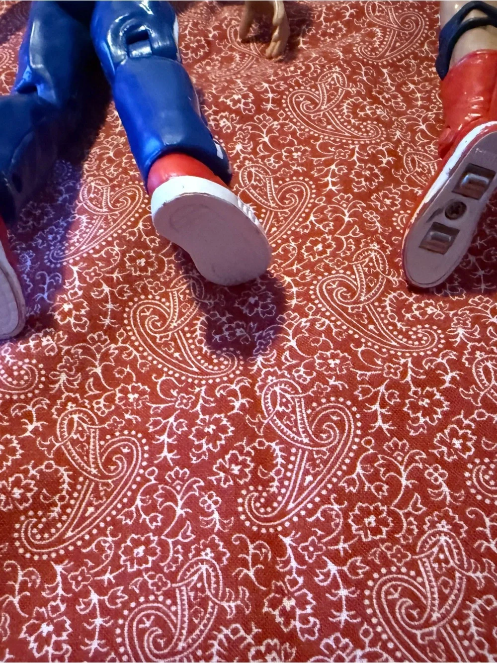 WWE comfortable red