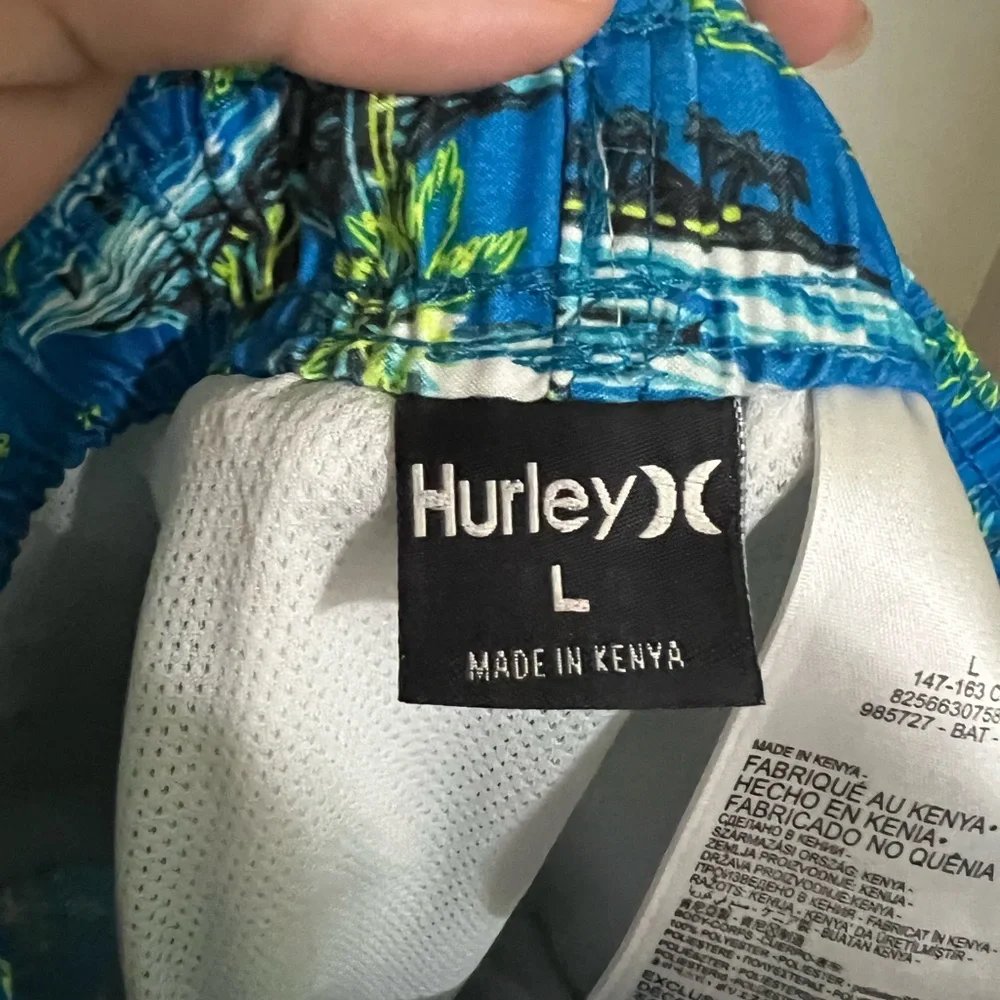 Hurley gently used