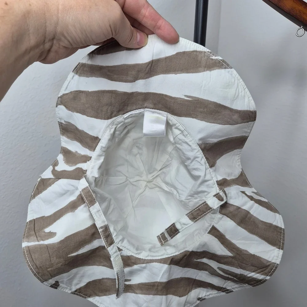 Gymboree sun hat