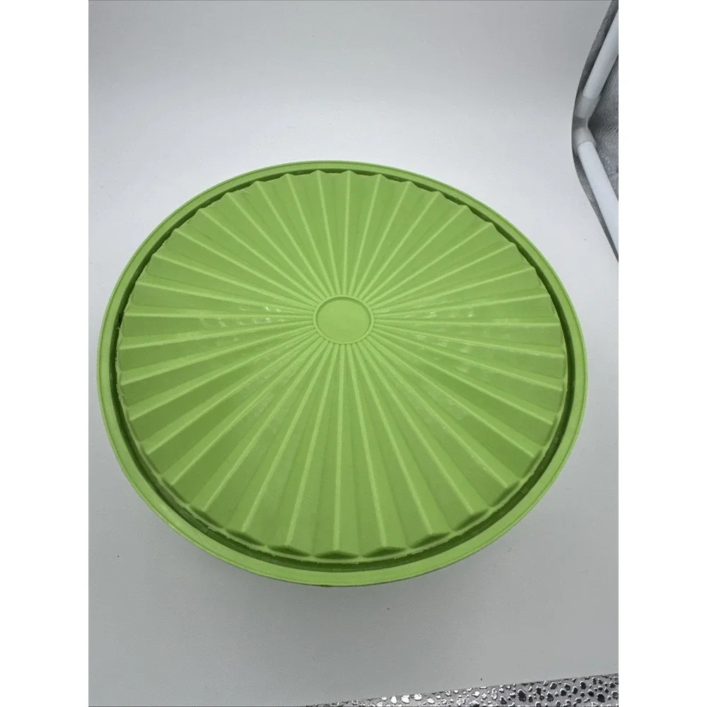 Tupperware this vintage