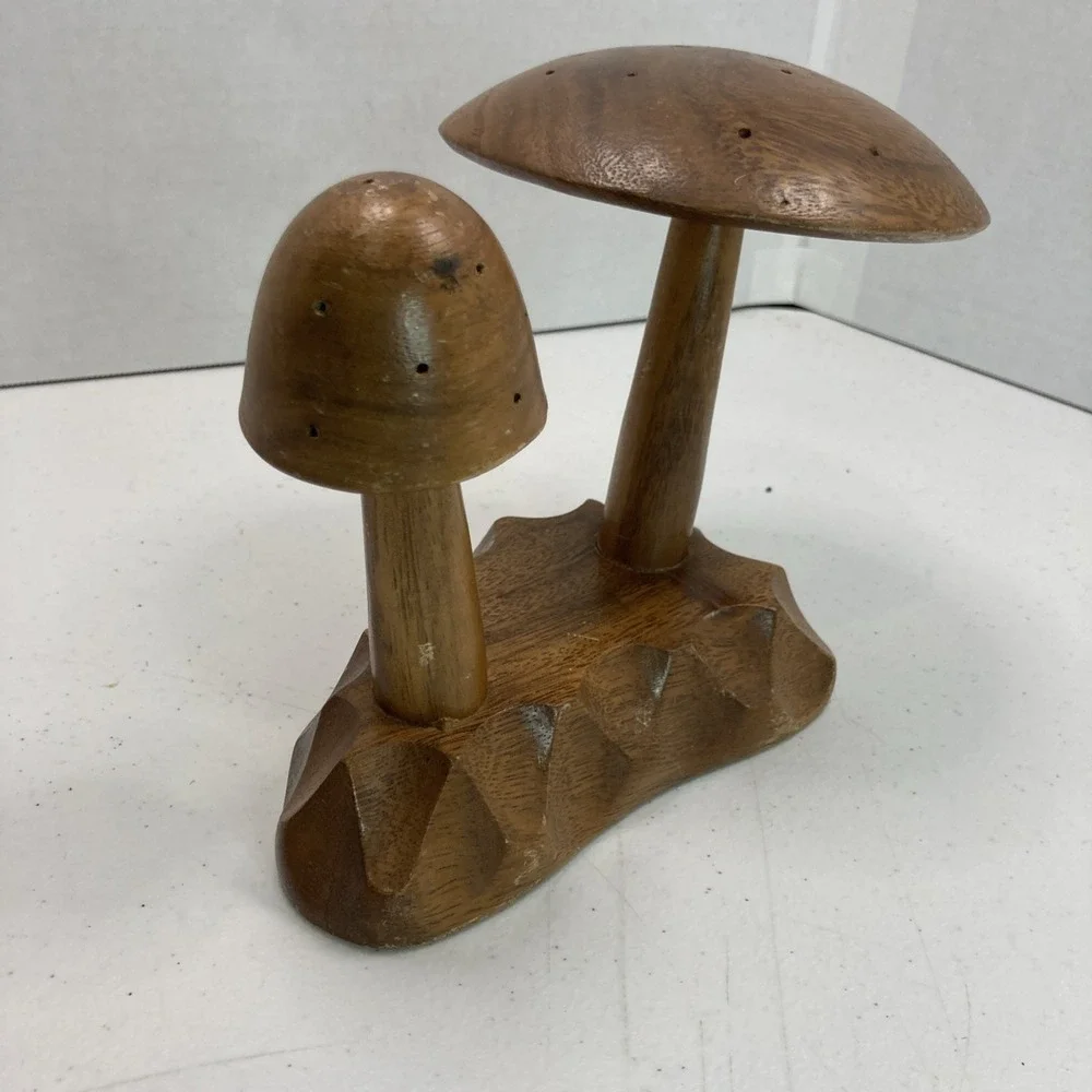N/A vtg mushroom