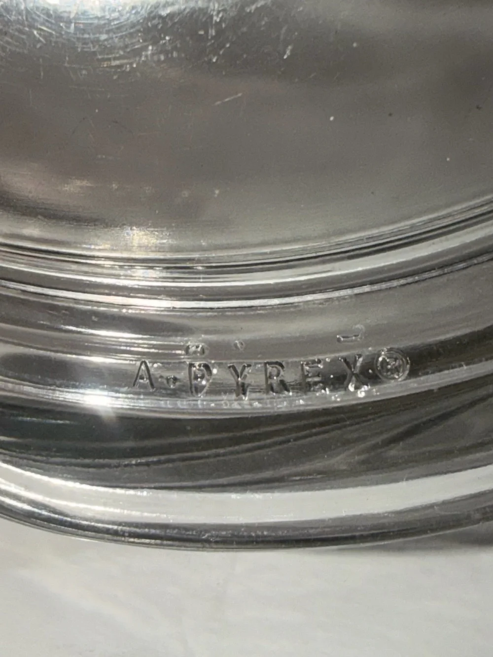 Pyrex vintage 682