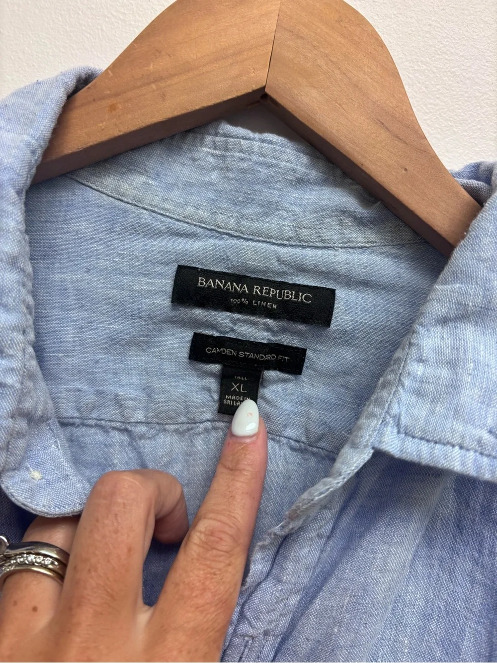 Banana Republic 100% Linen Camden Fit Shirt