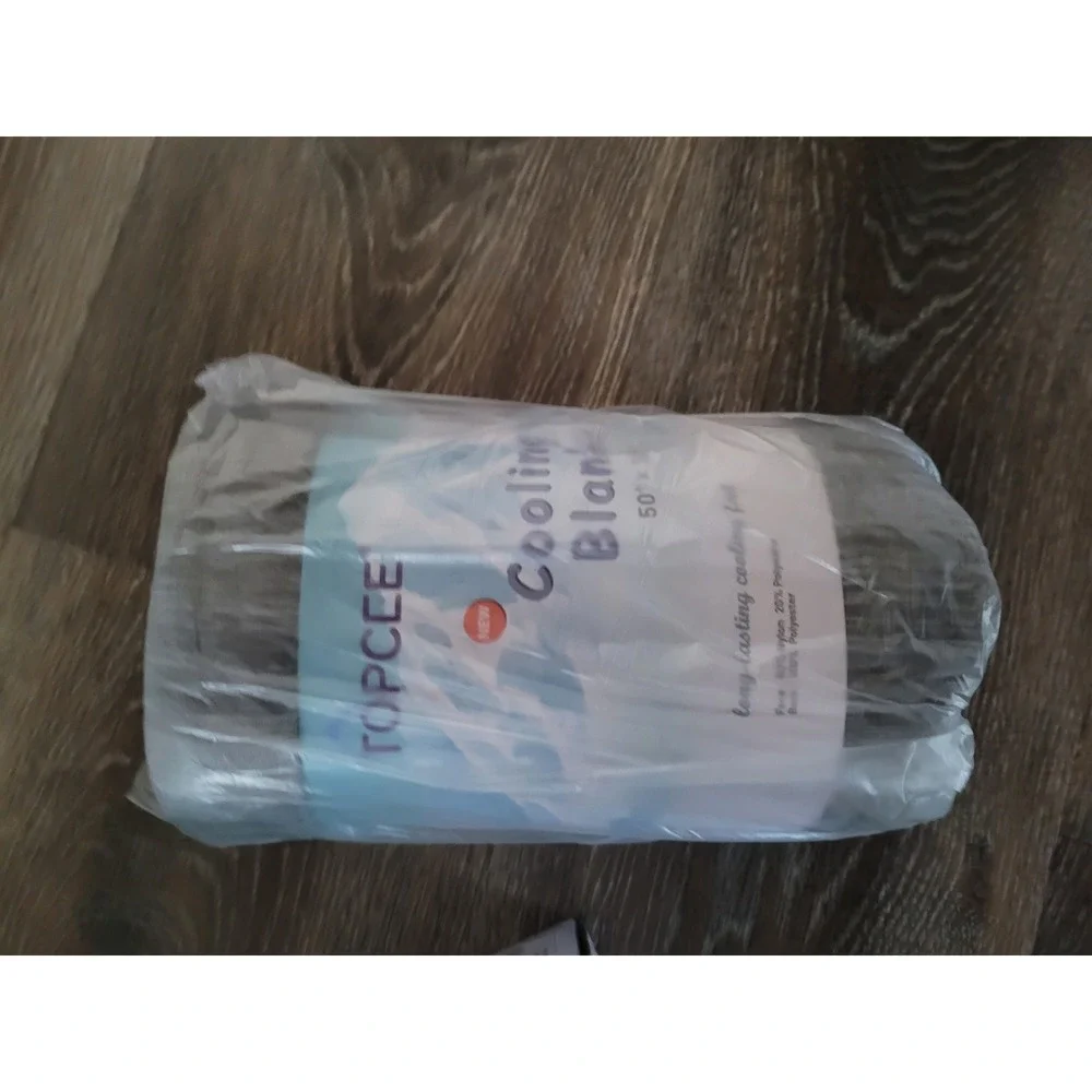 Topcee cooling blanket
