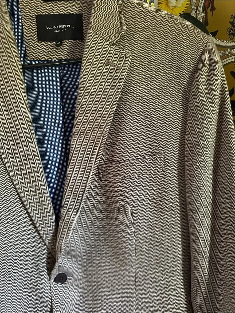 Banana Republic classic light