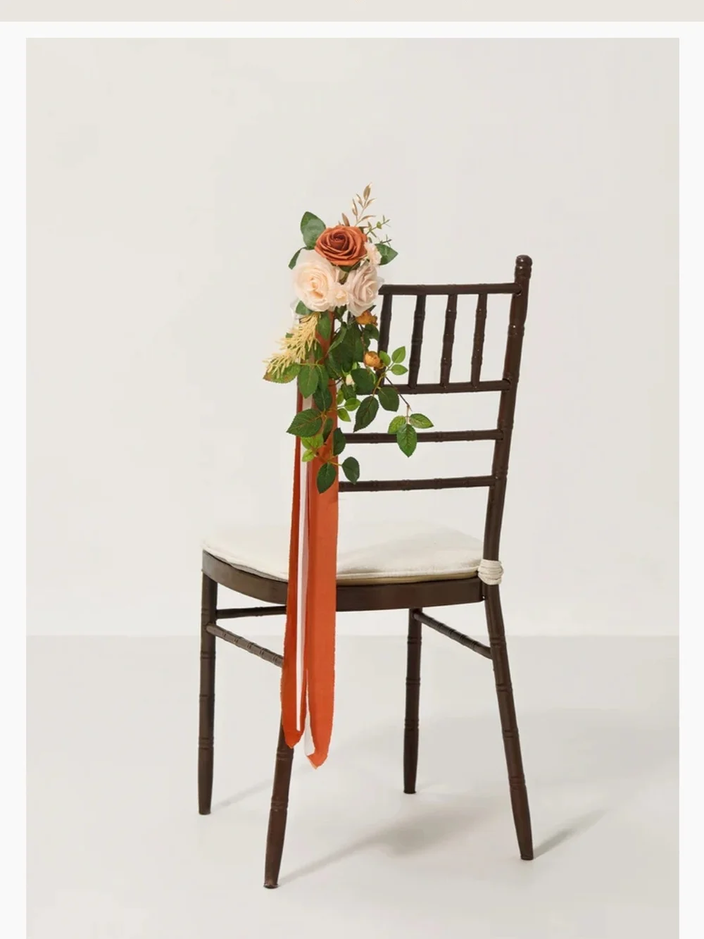 Lings Moment floral chair