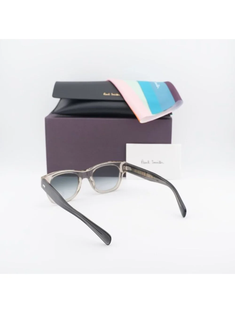 Paul Smith model pssn097