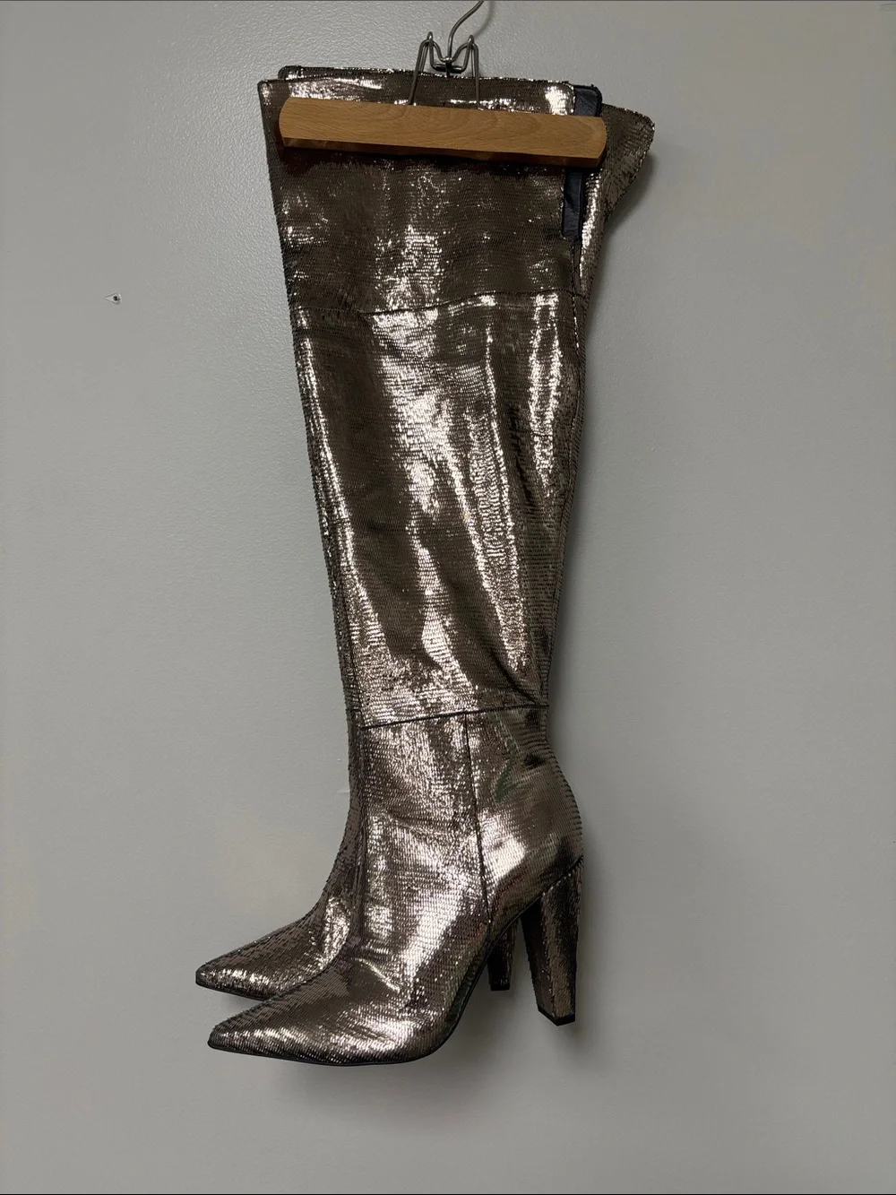 Vince Camuto shimmering over