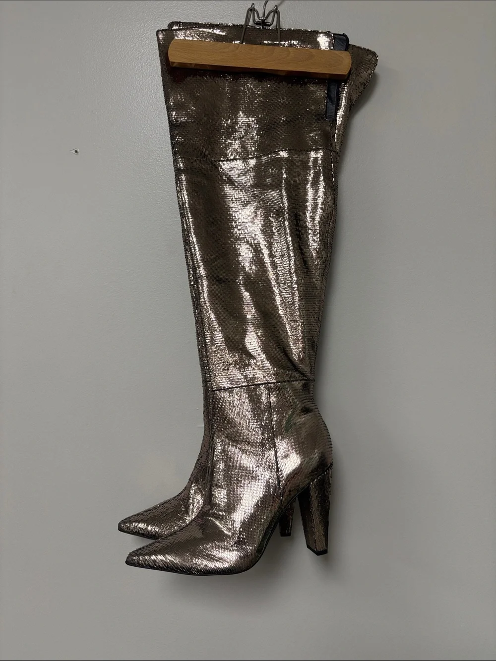 Vince Camuto shimmering over