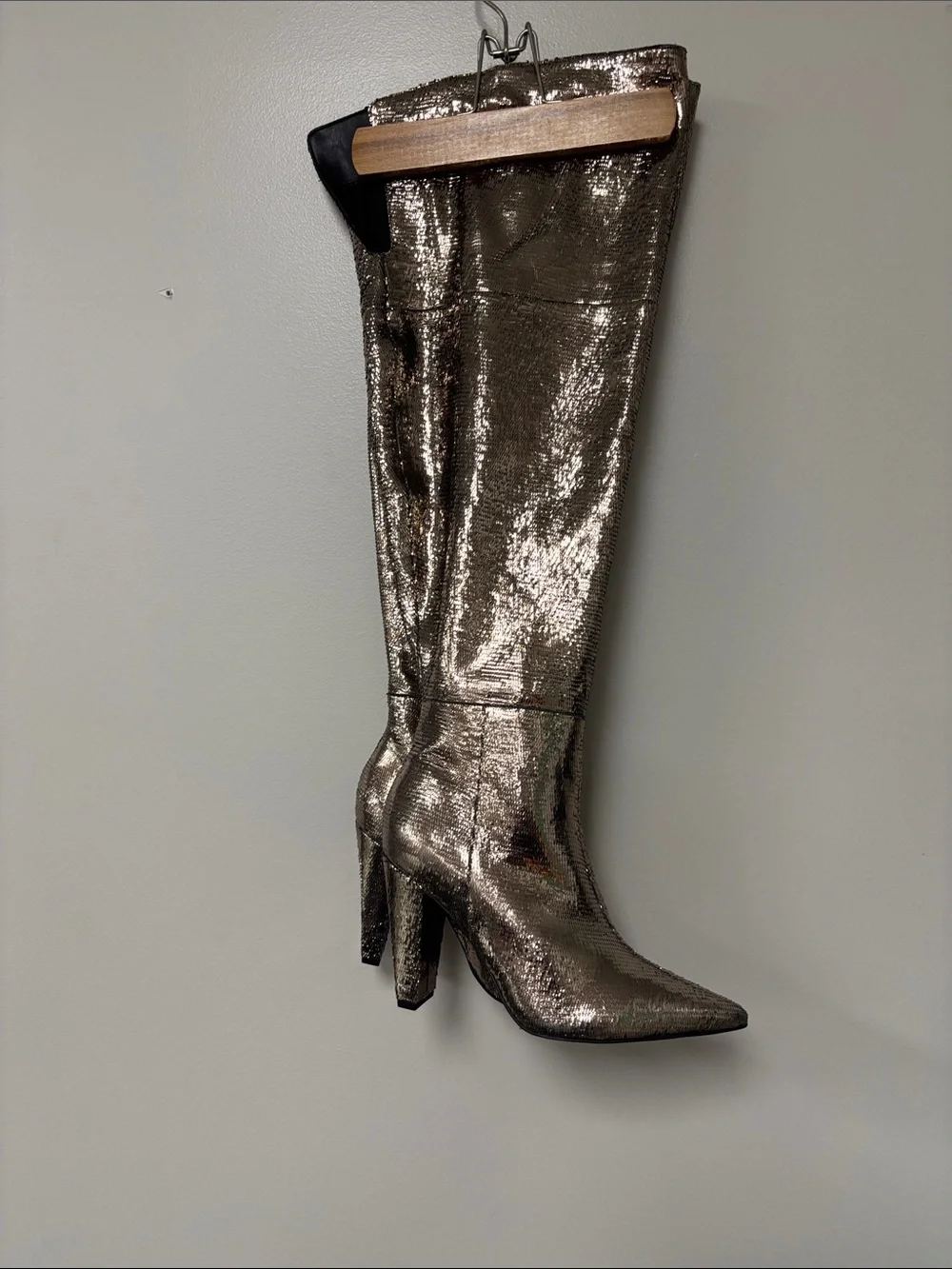 Vince Camuto shimmering over