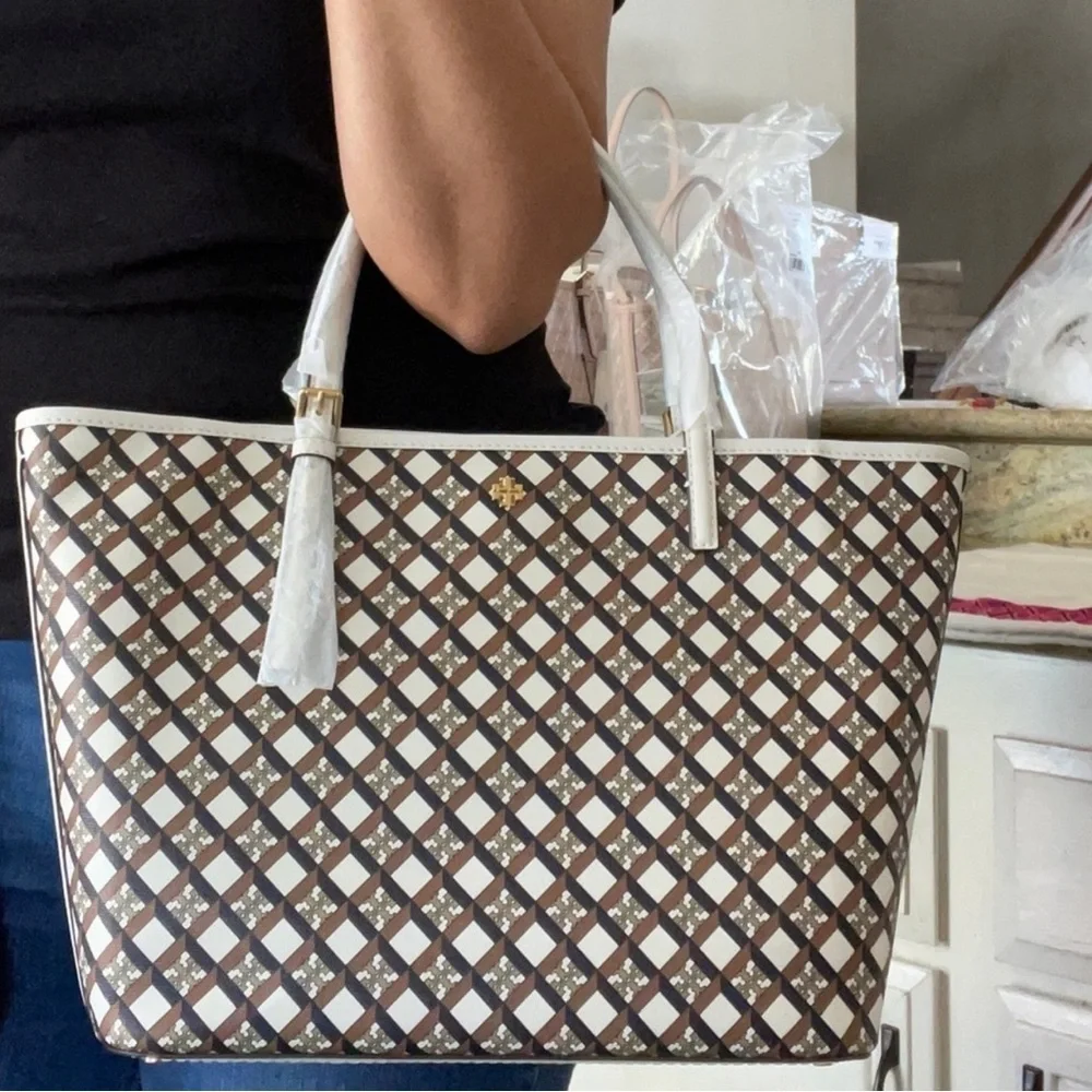 Tory Burch new tory