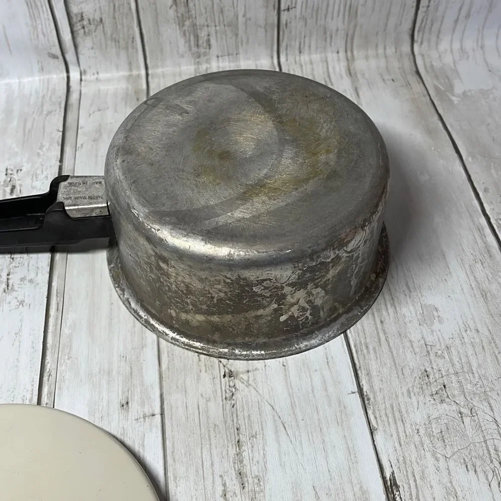 Regal Ware cookware pan sauce