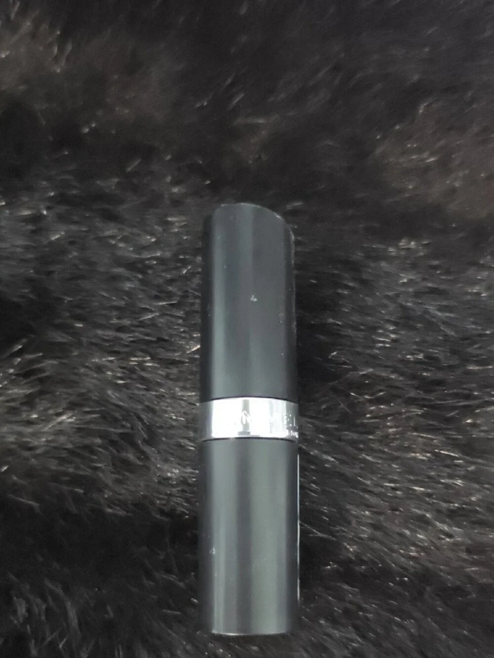 Rimmel London creamy nude