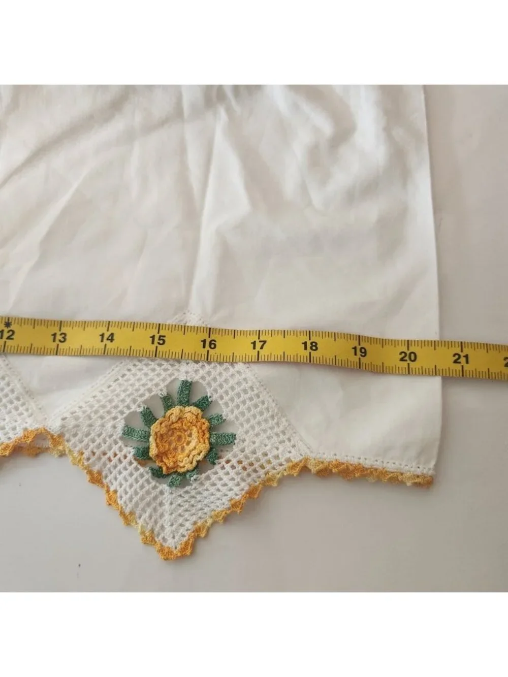 Unbranded vintage white