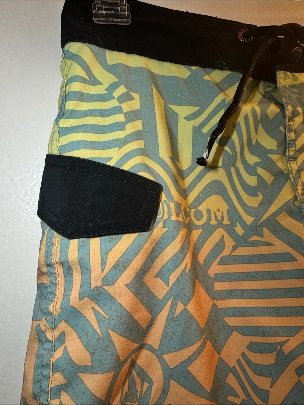 Volcom lightweight boys