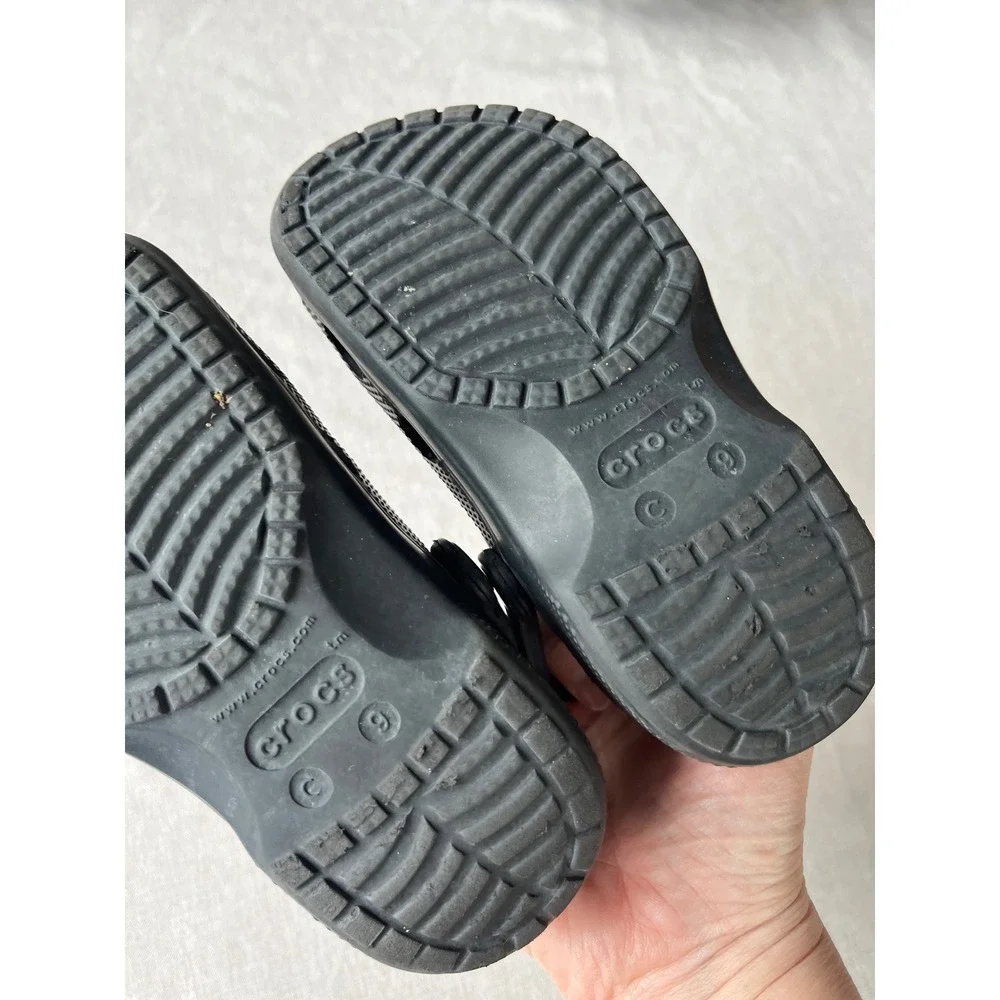 CROCS classic clogs