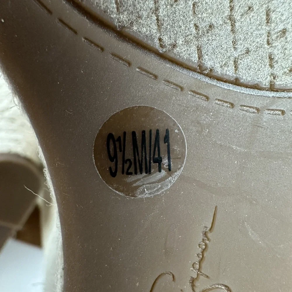Jessica Simpson size standard