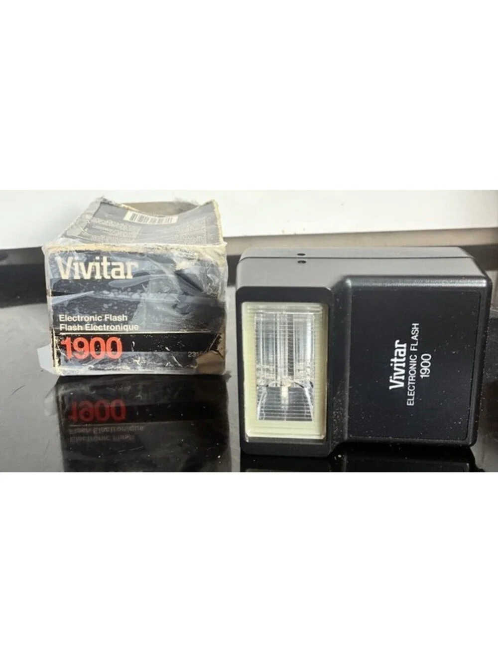 Vintage Vivitar 1900 Electronic Flash New With Original Box Paperwork Mint