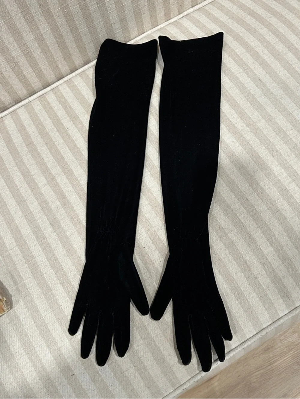 Classic Black Velvet Opera Gloves for Women