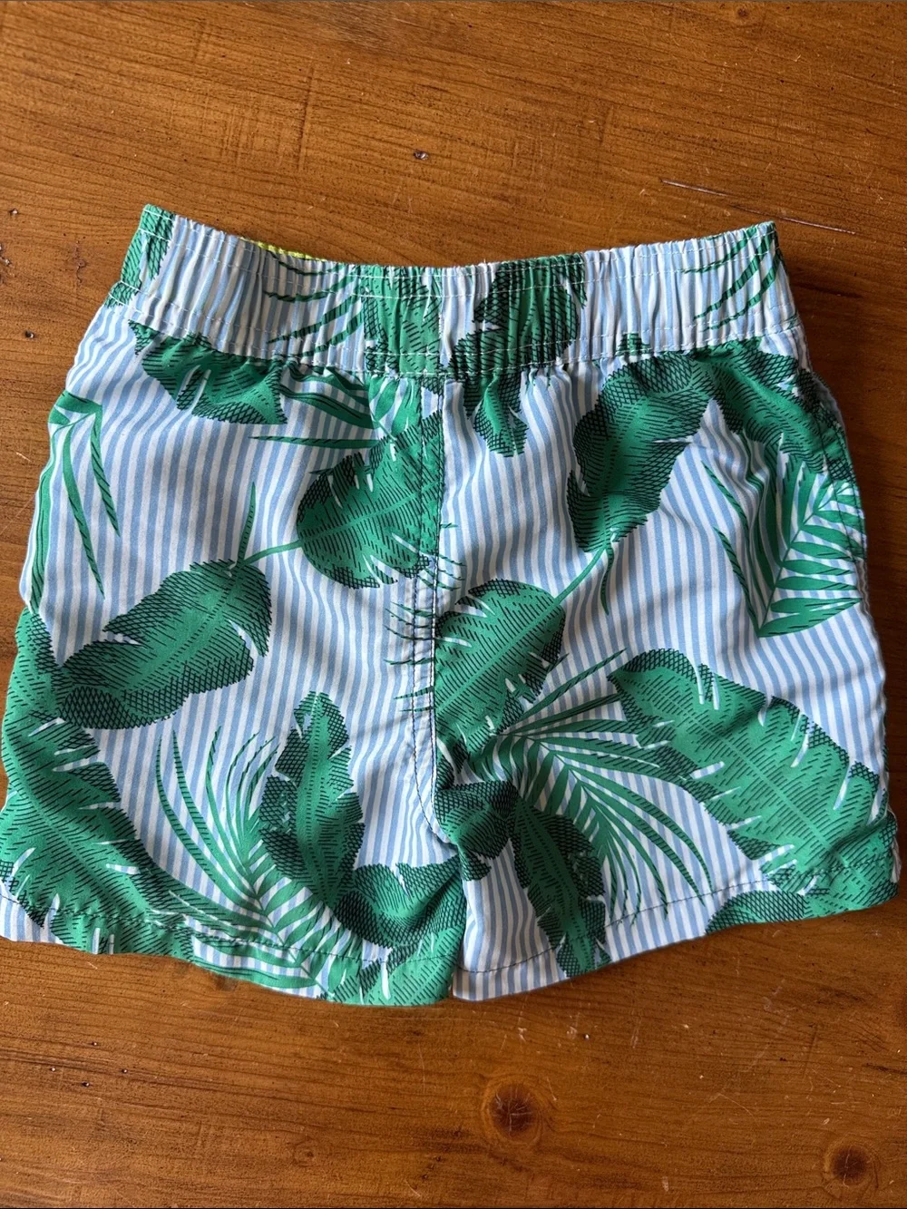 Shade Critters fun green