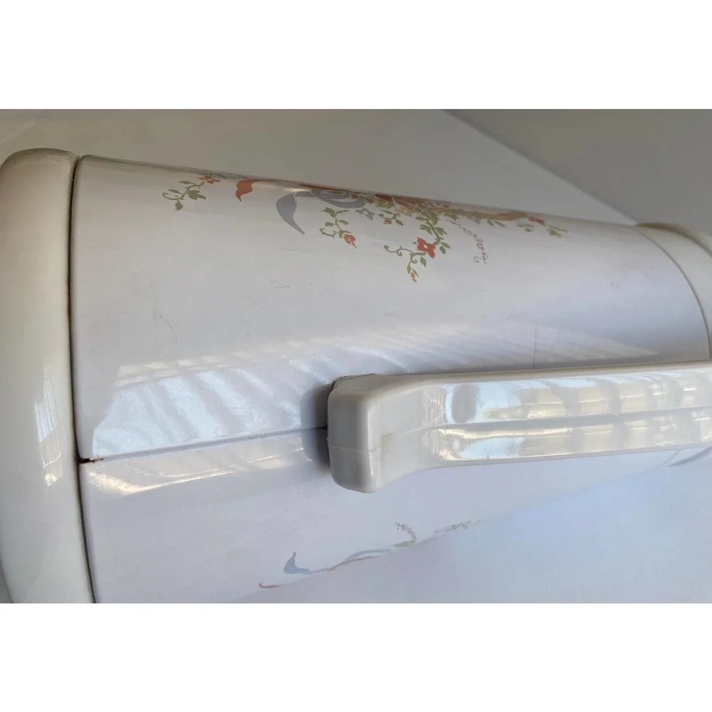 King vintage white