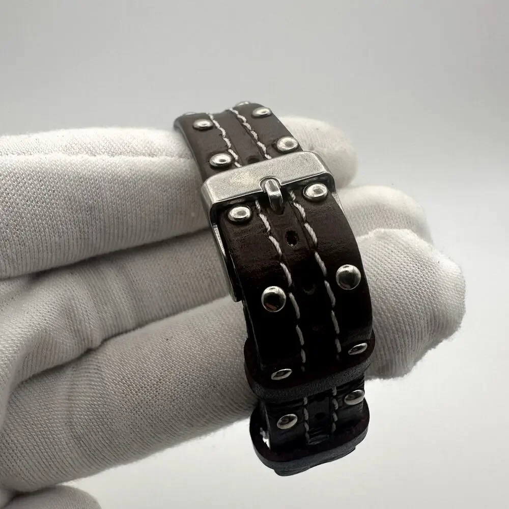 Avenue 9 watch details