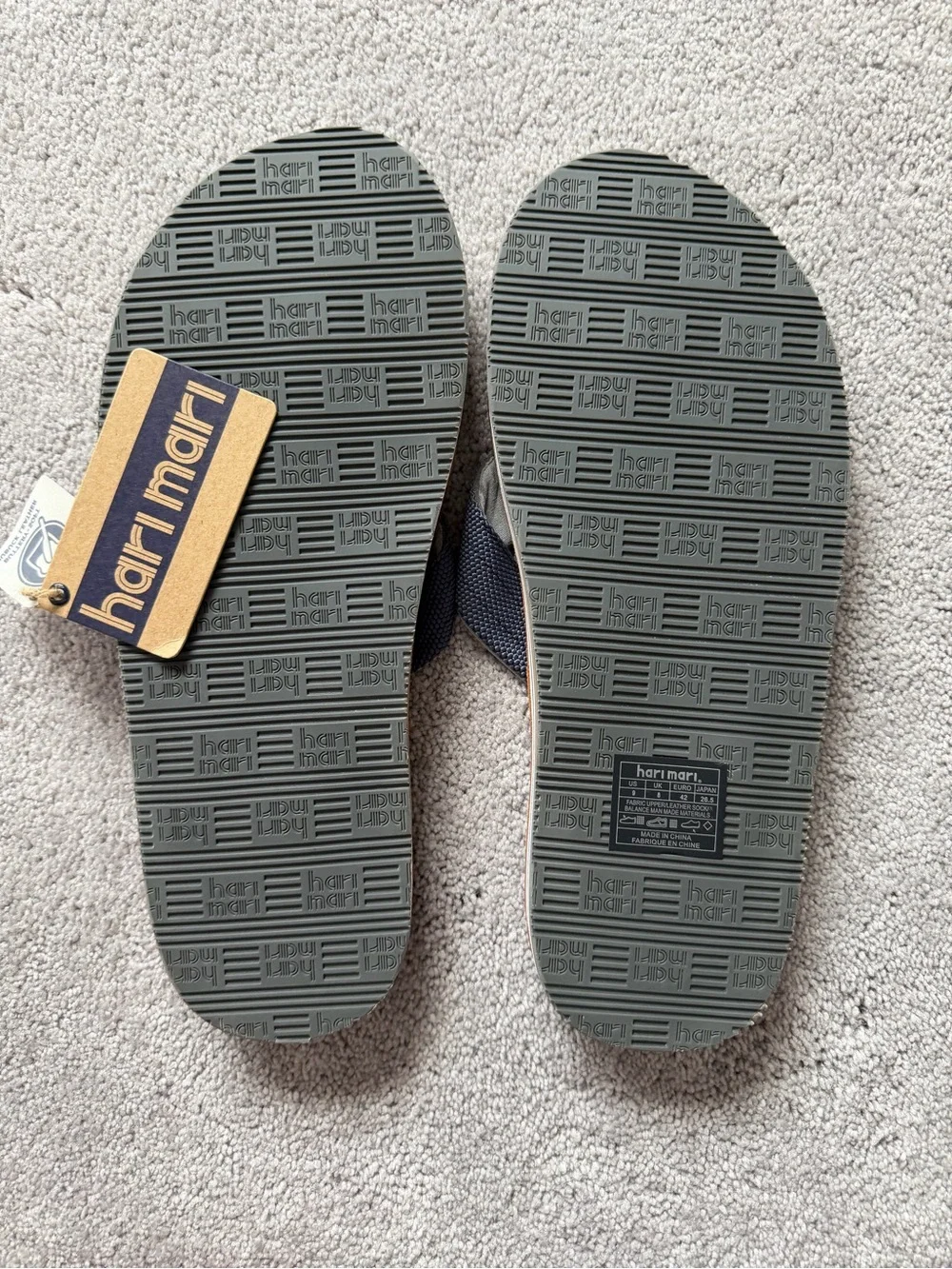 Hari Mari comfortable flip