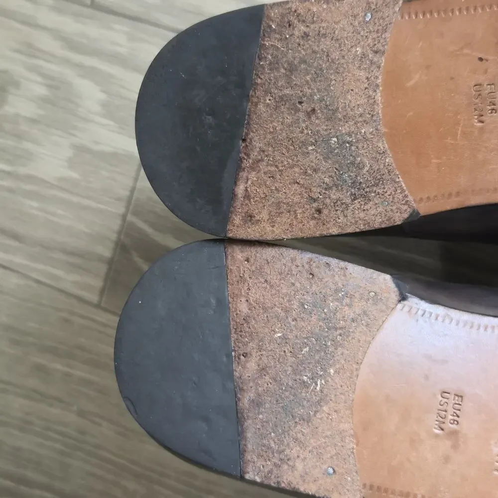 Magnanni grey leather