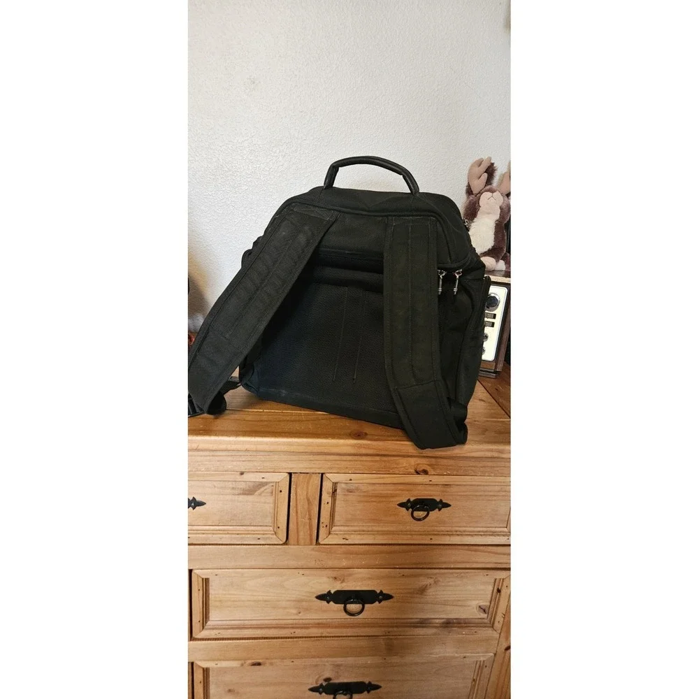 Tumi ve zipper