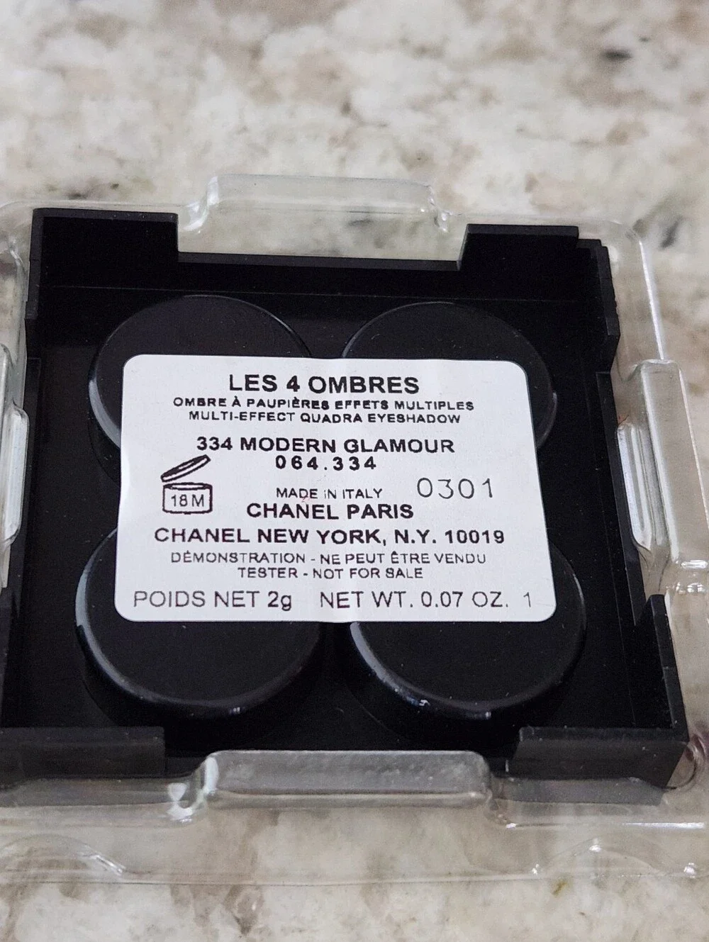 CHANEL build smoky