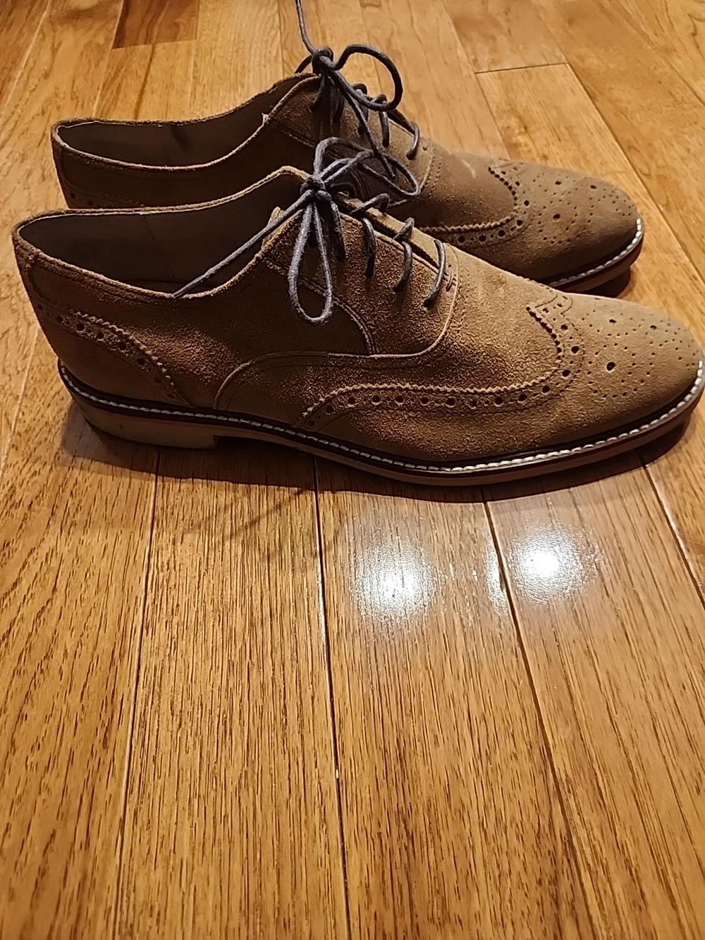 Banana Republic tan lace