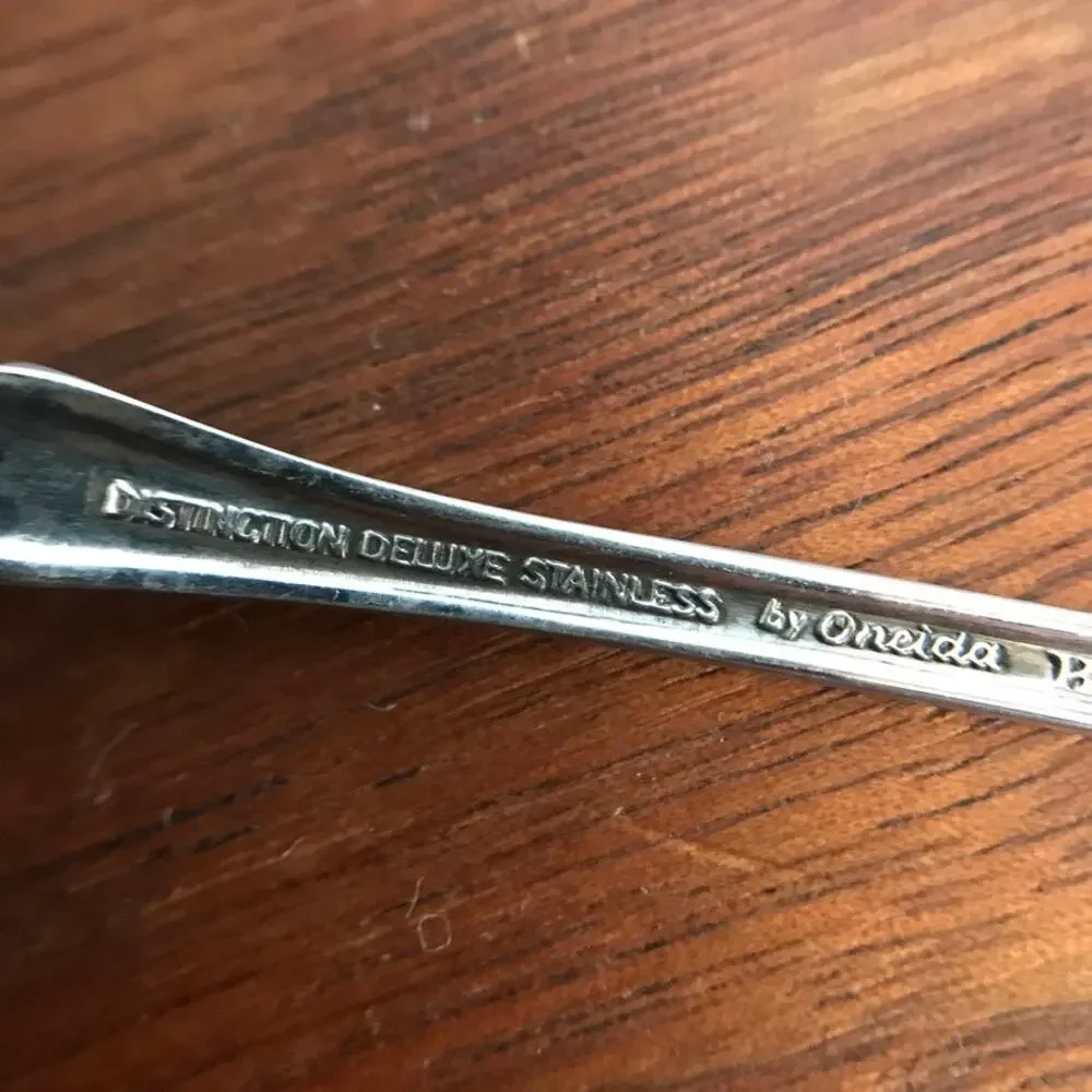 Oneida distinction deluxe