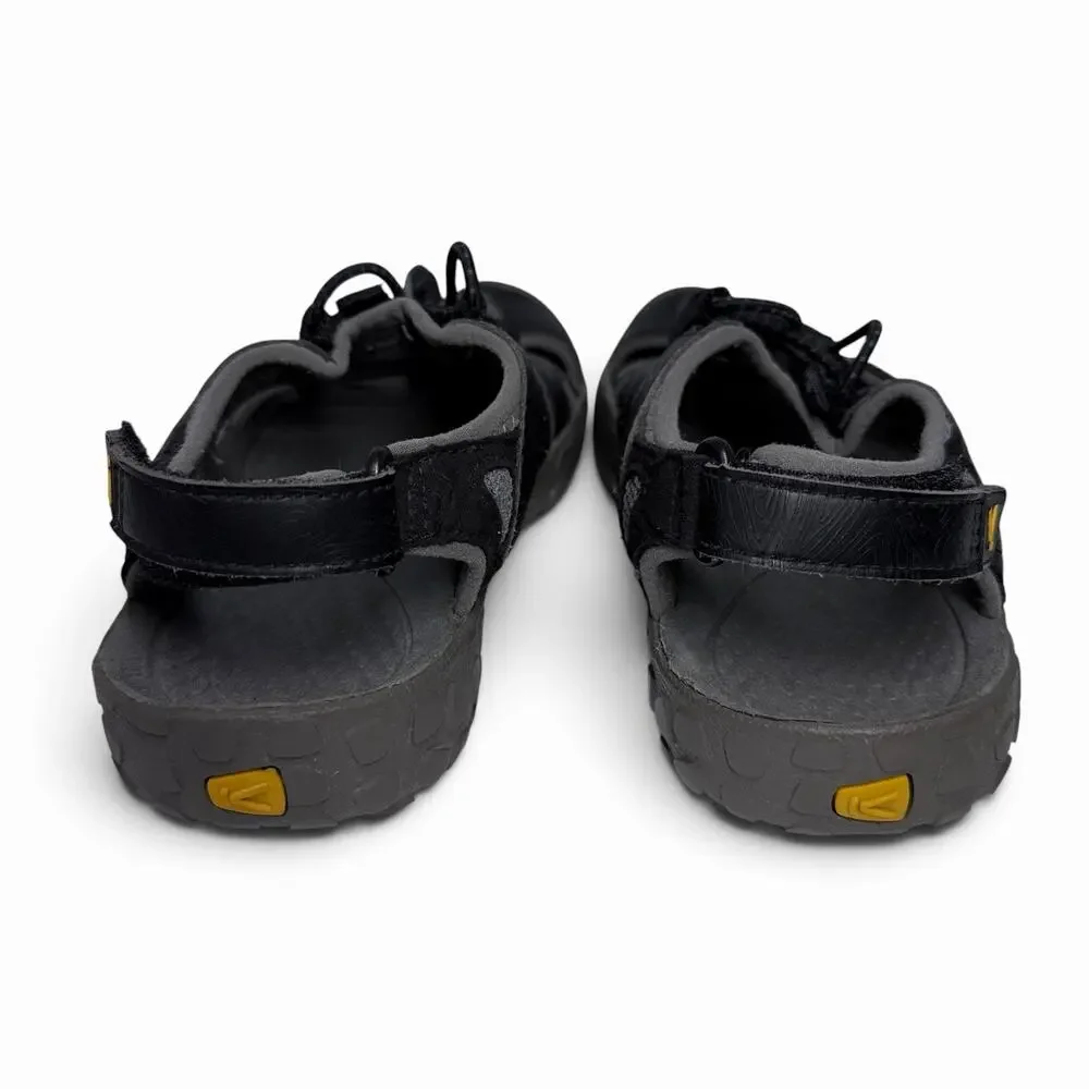 Keen waterproof sport