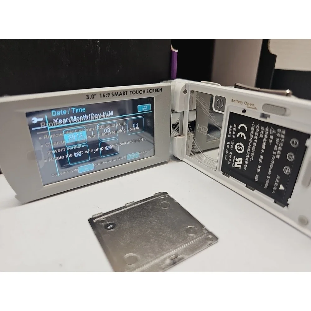 Polaroid id820 white
