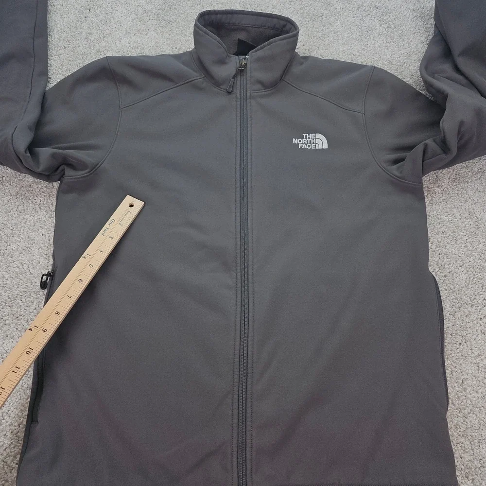 The North Face mark fit softshell