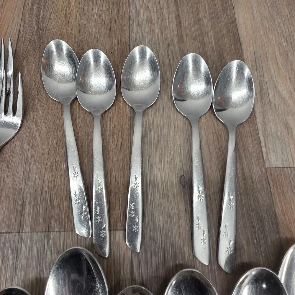 International Silver vintage international