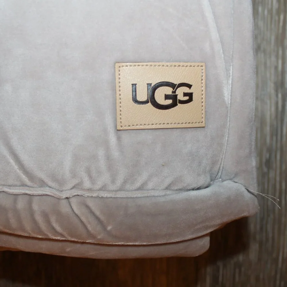 UGG treat yourself