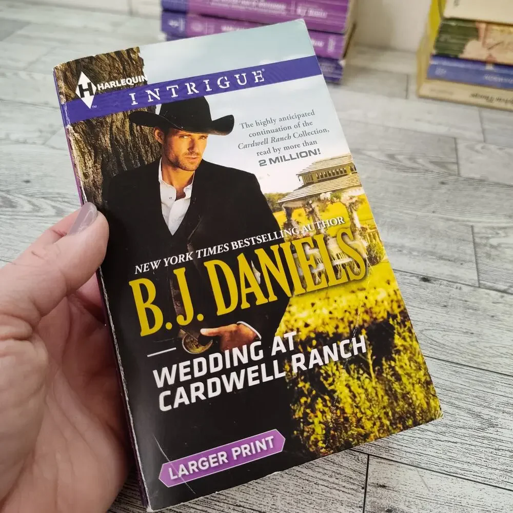 Wedding Cardwell Ranch LARGER PRINT‎ BJ Daniels 2014 Harlequin Intrigue Romance
