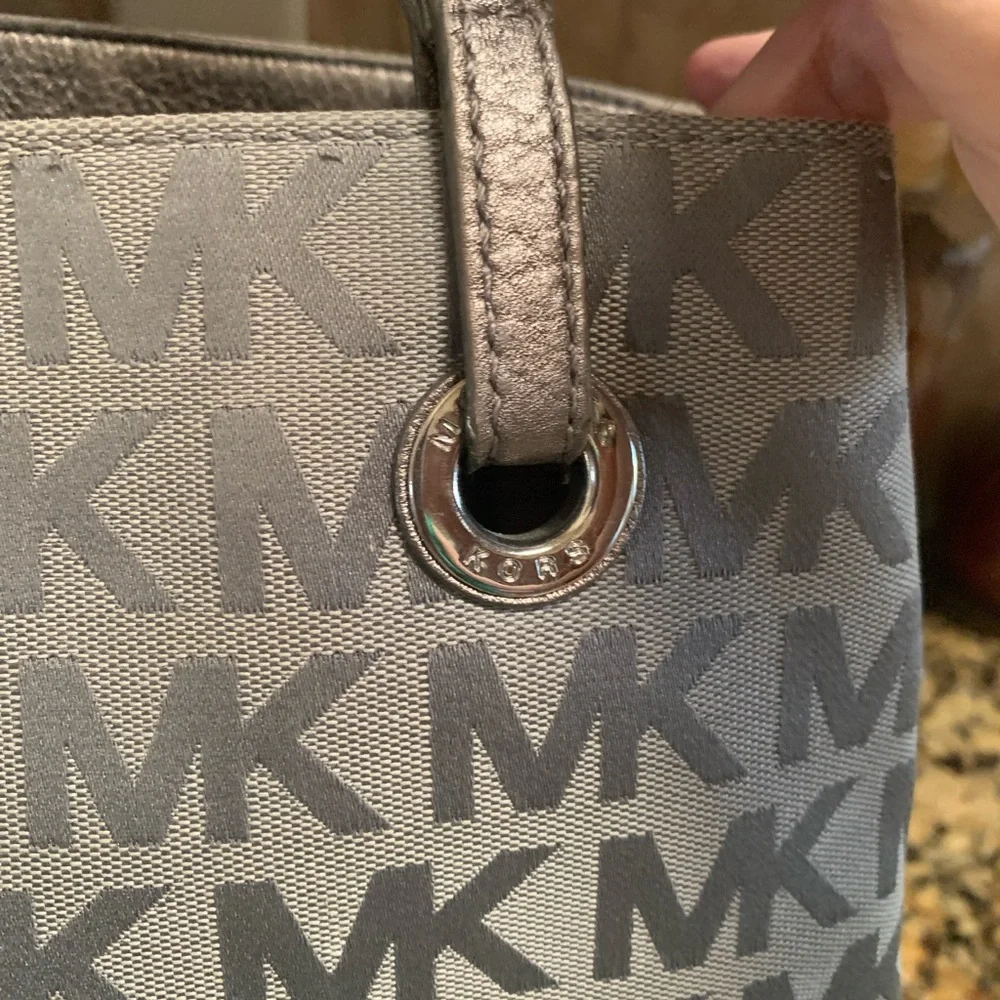 Michael Kors chic michael