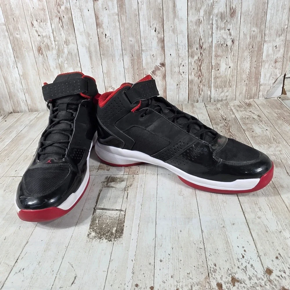 Jordan BMo Mens‎ Black Gym Red White Basketball Shoes 454043-004 Size 12
