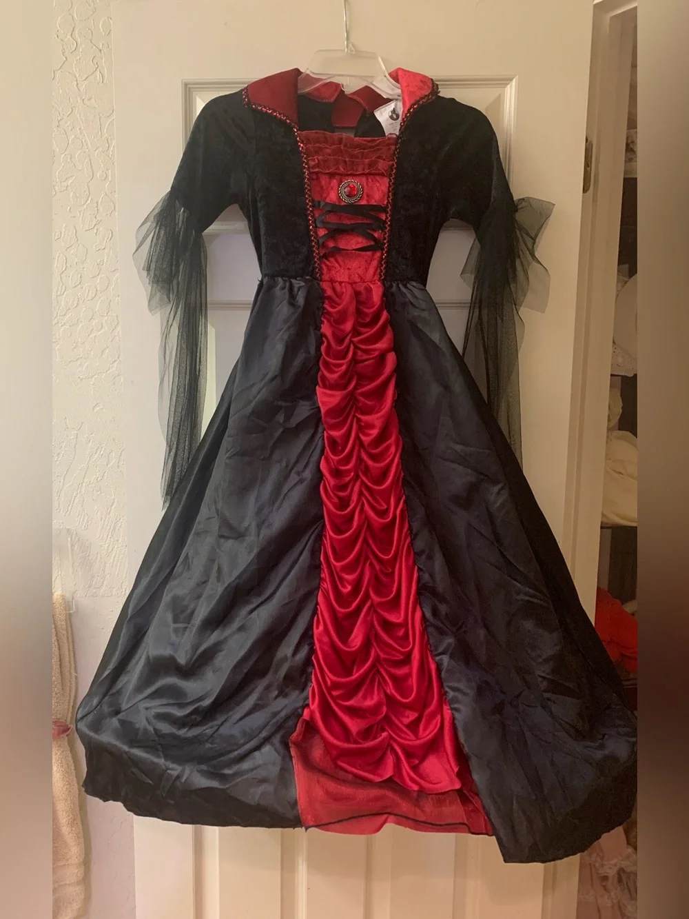 Spirit dramatic black