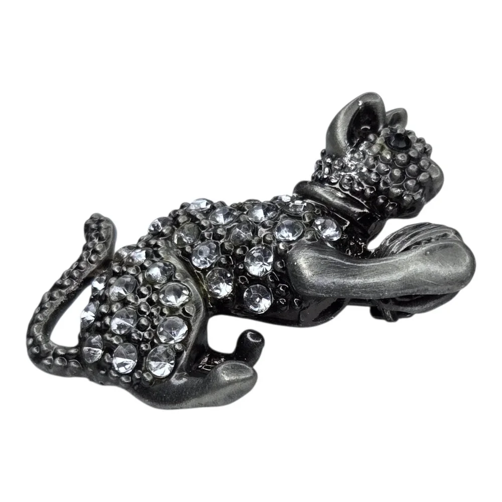 Vintage Cat Brooch Silver Tone Metal Rhinestone Playing with Yarn Pin