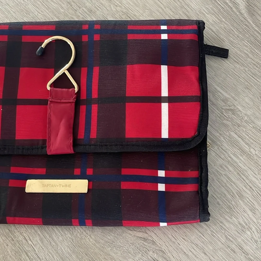 Tartan + Twine Hanging Valet Red & Black W/ White Plaid - 21.5
