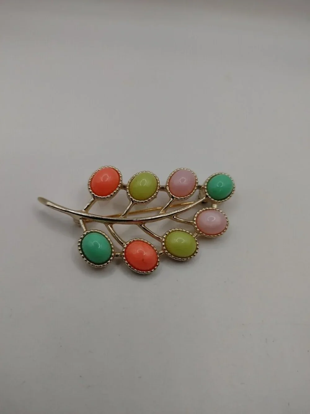 Sarah Coventry brooch signed