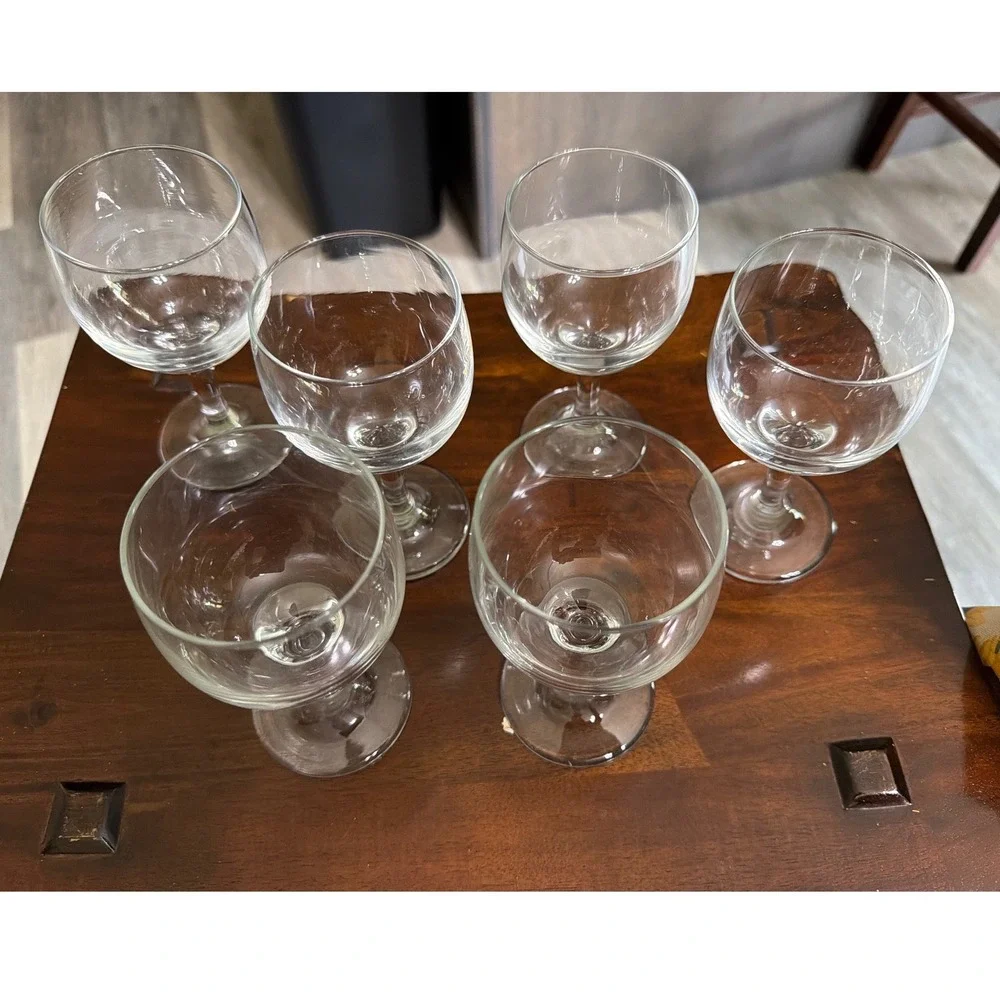 Set of 6 Clear Glass Wine Goblets Round Balloon Bowl Short Stem Water Glasses