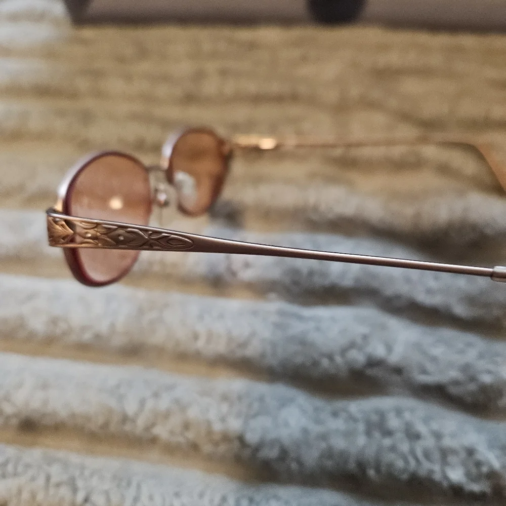 N/A these stylish