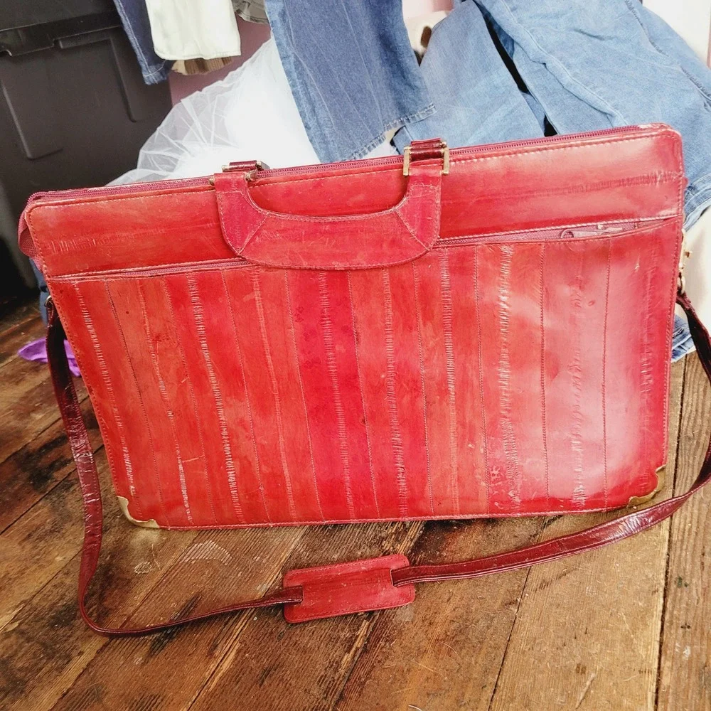 Unbranded vintage red