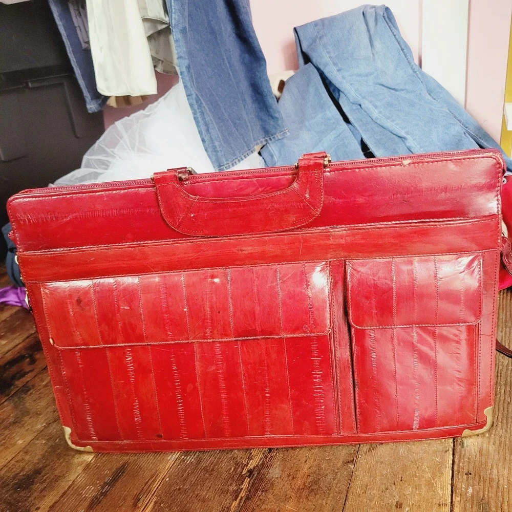 Unbranded vintage red